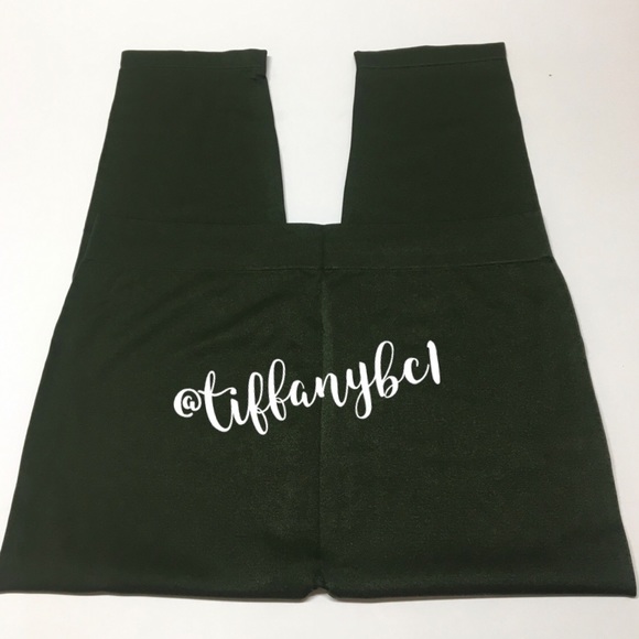 🆕 Plus Size Buttery Soft Seamless Leggings - Picture 6 of 10